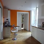 Appartement Les Serruriers - Spacieux Avec Terrasse & Parking *