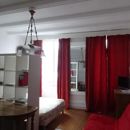 Appartamento Les Serruriers - Spacieux Avec Terrasse & Parking